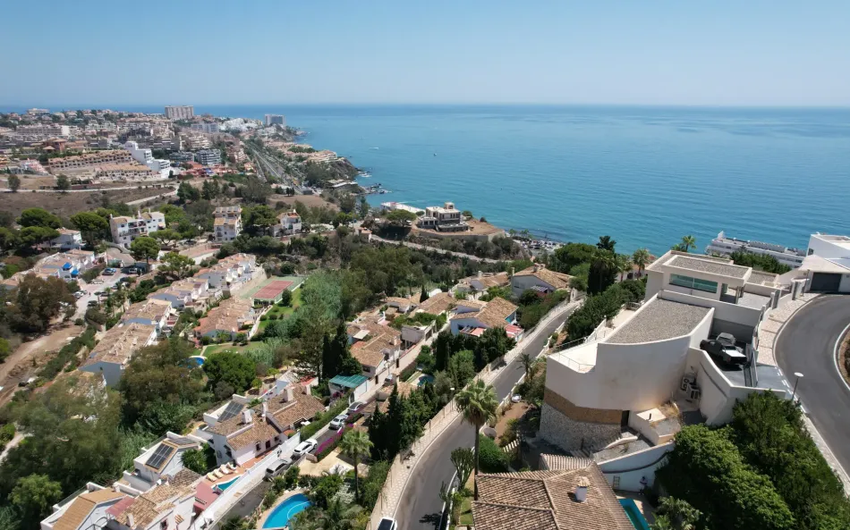 Fantastik villa med 5 sovrum och separat lägenhet i Torremuelle