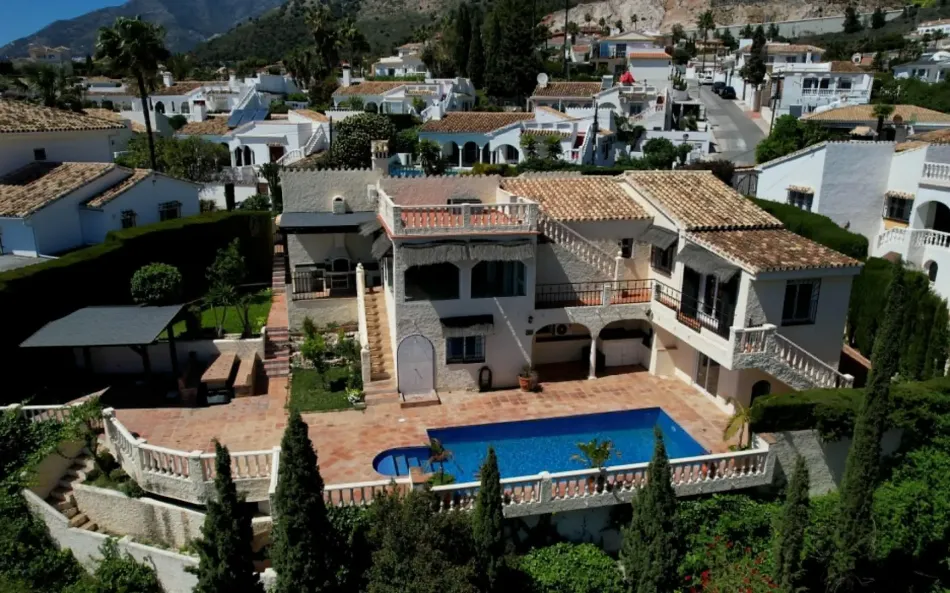 Spectacular Villa for sale with sea views in La Capellanía