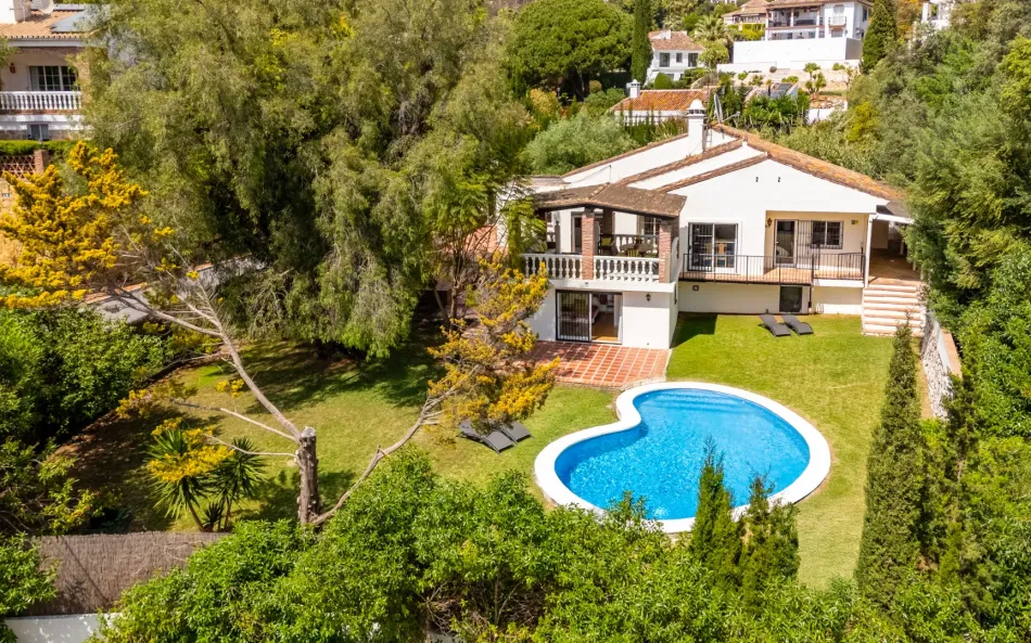 Villa till salu i El Rosario, Marbella Öst