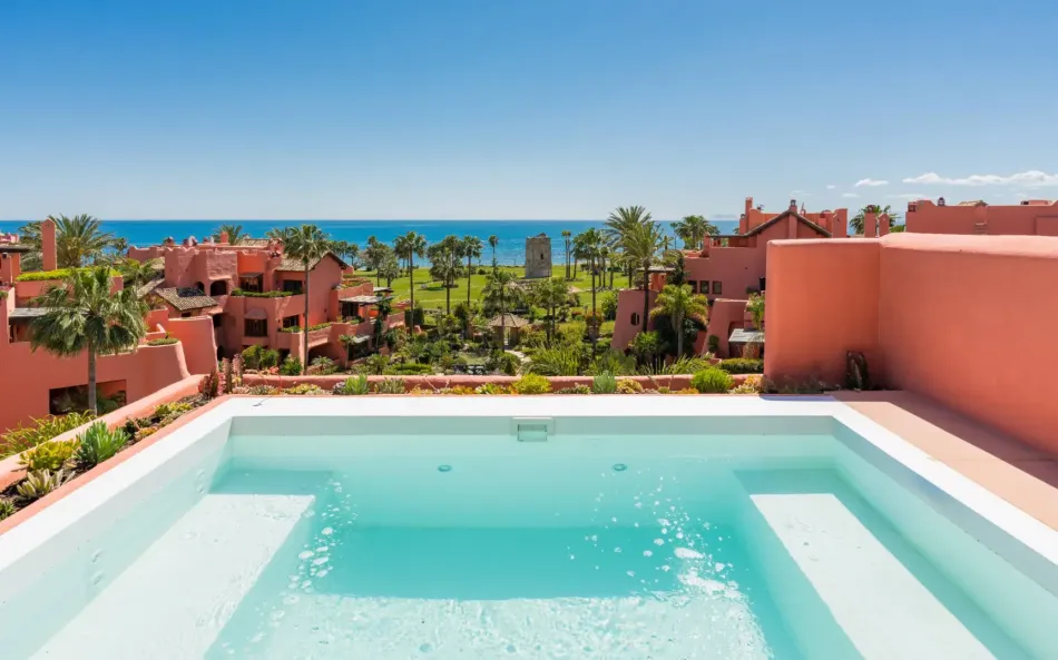 Tvåvånings takvåning till salu i Torre Bermeja, Estepona Öst
