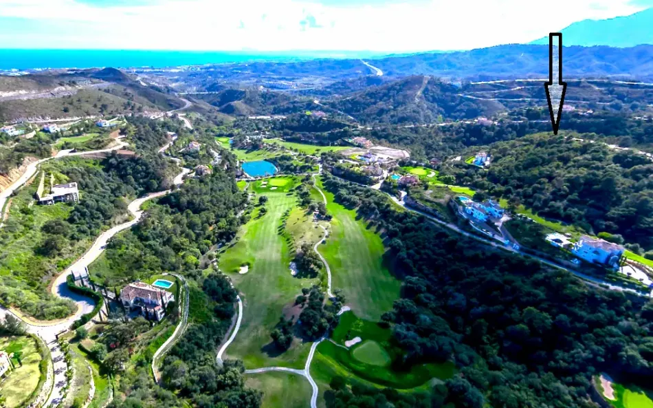 Exklusivt sexrumsvillaprojekt i Marbella Club Golf Resort med panoramautsikt över havet.