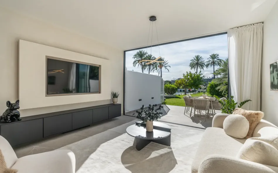 ¨Casa Preciosa¨, ett fullständigt renoverat radhus med 4 sovrum i Nueva Andalucias Golfdal - Marbella!