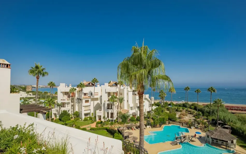 Takvåning till salu i New Golden Mile, Estepona Öst