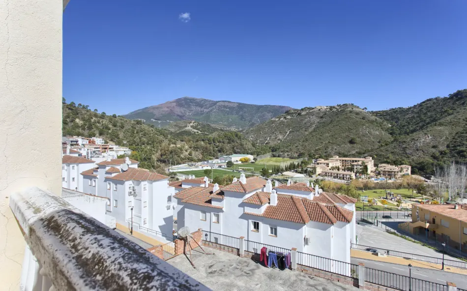 Andalusisk charm med panoramautsikt i Benahavís