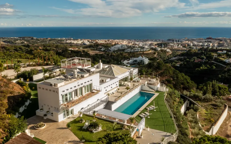 Villa till salu i Los Reales - Sierra Estepona, Altos de Estepona