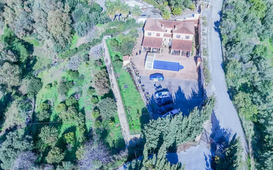 Villa med havsutsikt, stora tomter och oändlig potential – La Pantoja, Estepona Hills