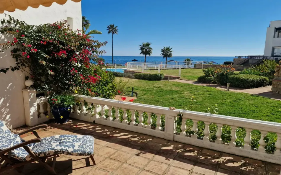 Parhus till salu i Casares del Mar, Bahia de Casares