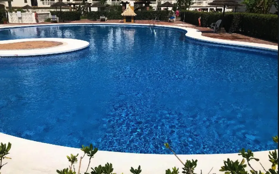Lägenhet till salu i Marina Duquesa, Manilva