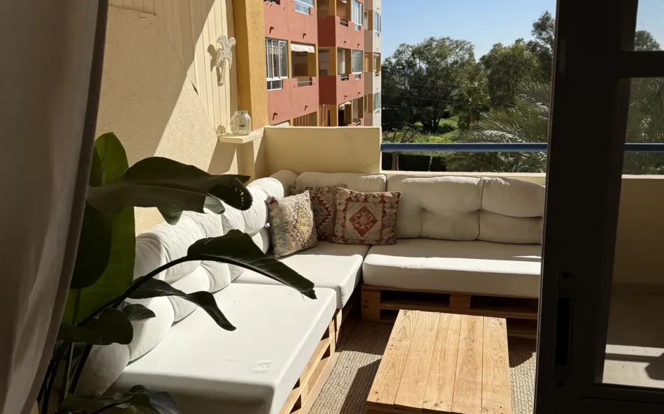 Lägenhet till salu i Nueva Atalaya, Estepona Öst