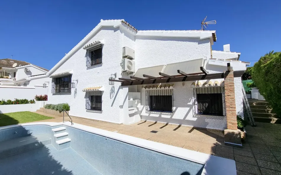 Villa till salu i Fuengirola