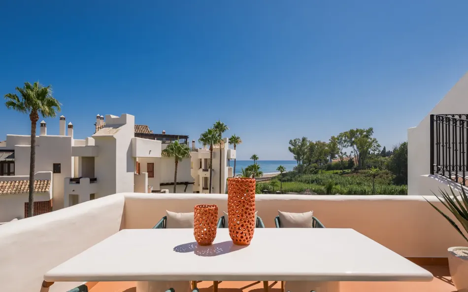 Takvåning till salu i Bahía del Velerín, Estepona Öst