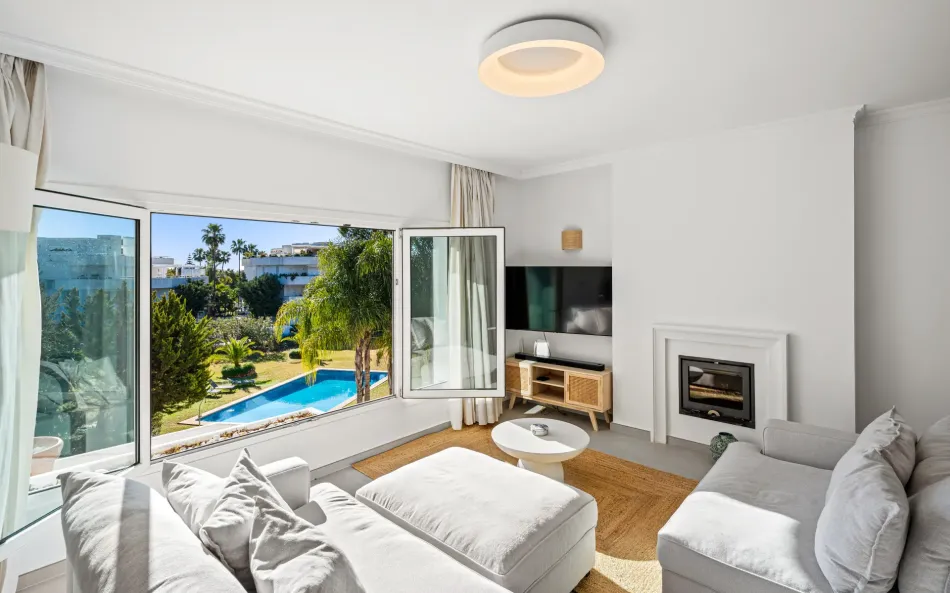Luxury Penthouse in Nueva Andalucía