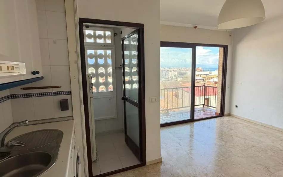 Bright Studio Apartment in the Heart of Sabinillas