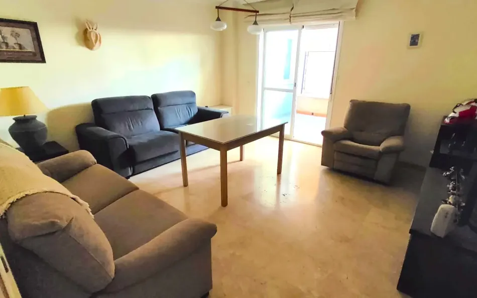 Beachfront 1-Bedroom Apartment with Reform Project