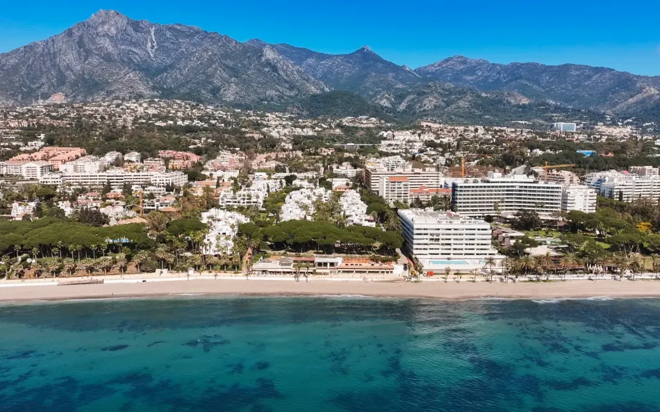 Tvåvånings takvåning till salu i Alhambra del Mar, Marbella Golden Mile