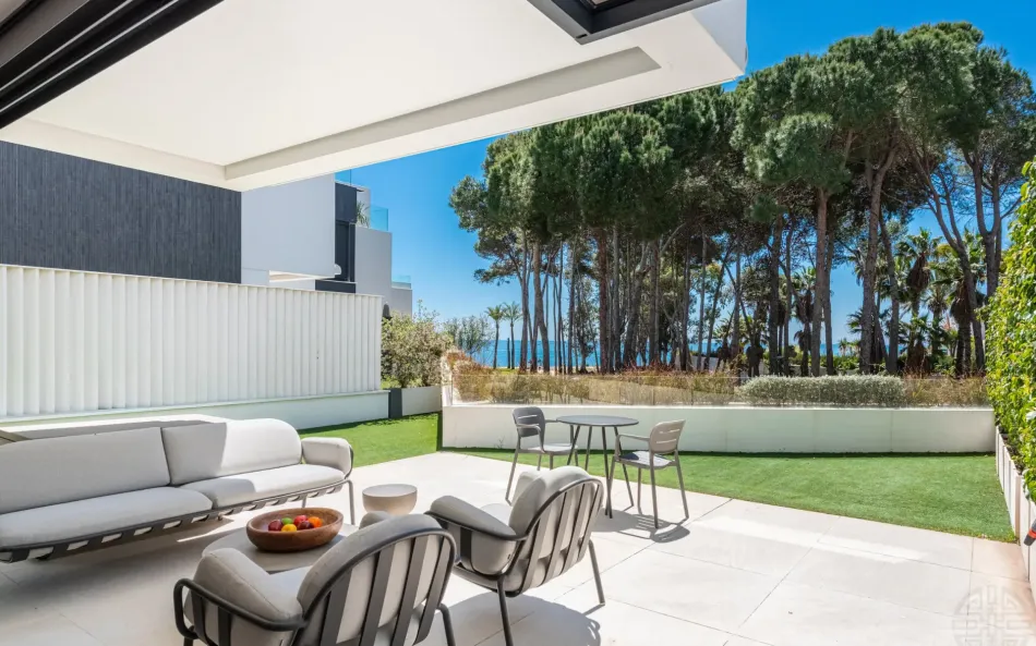 THE ISLAND, Estepona — Exklusiv nyproduktion med havs- och bergsutsikt