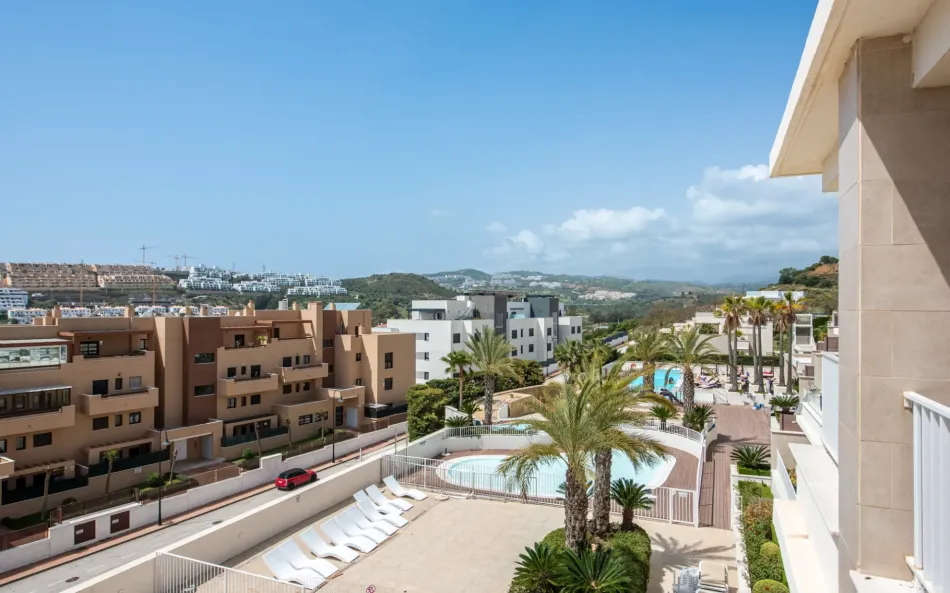 Exklusivt modernt boende i La Cala de Mijas, gångavstånd till strand, restauranger och affärer.