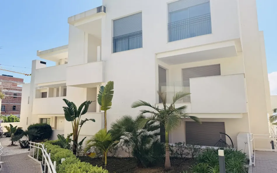 Lägenhet till salu i Las Mesas, Estepona Stad