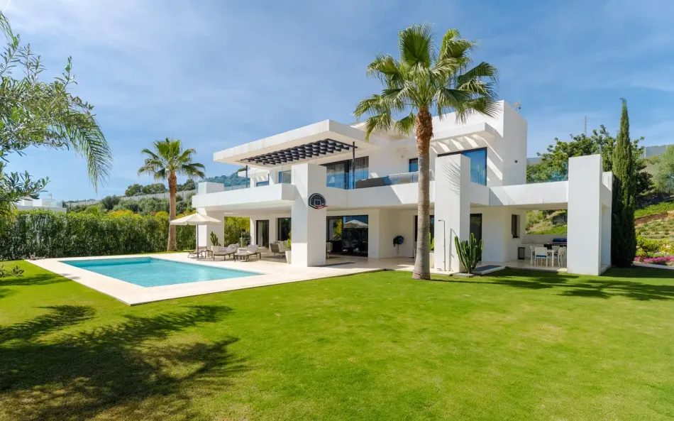 Villa till salu i Nueva Andalucia, Marbella