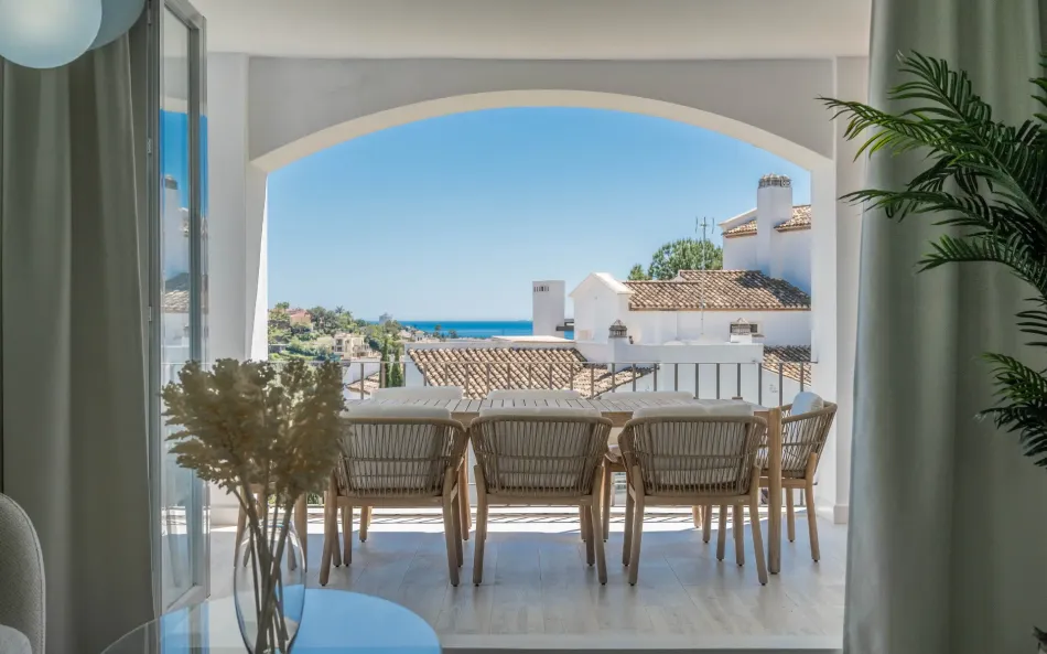 Lägenhet till salu i Altos de La Quinta, Benahavis