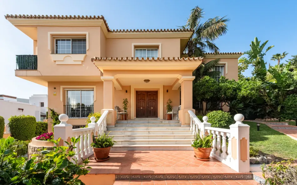Villa til salg i Marbella - Puerto Banus