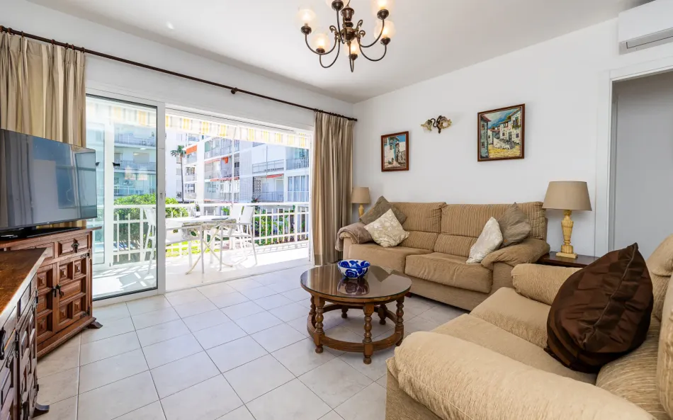 Front Line Beach Apartment- Fuengirola