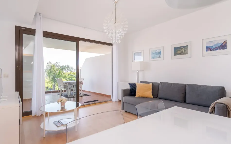 Bright 1-Bedroom Apartment with Sea Views | Calanova Golf, La Cala de Mijas