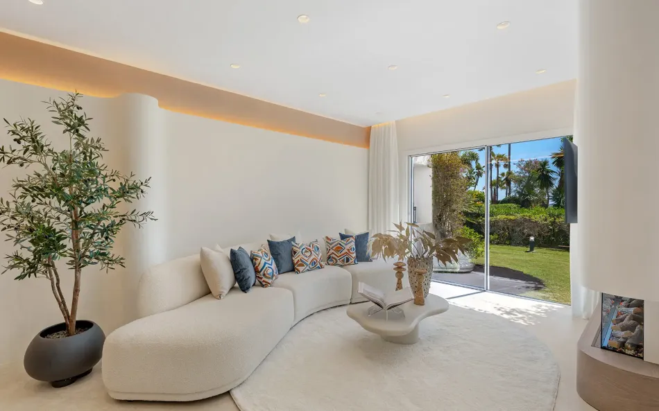 Markplanslägenhet till salu i Costalita, Estepona Öst