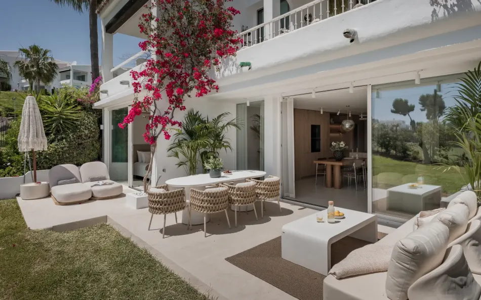 Markplanslägenhet till salu i Nueva Andalucia, Marbella