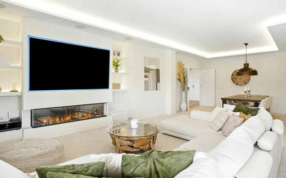 Recently reformed, stunning  six bedroom villa in Mijas, with private pool