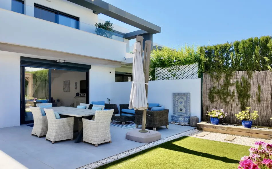 4-Bedroom Semi-Detached House with Private Garden in La Resina, New Golden Mile, Estepona