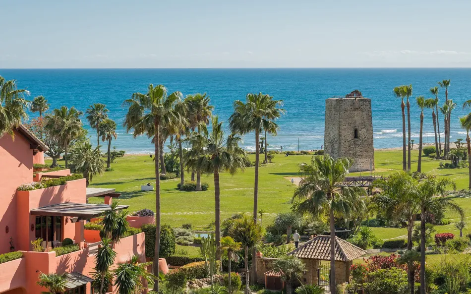 Duplex Penthouse for sale in Torre Bermeja, Estepona East