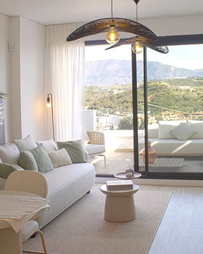 Apartamento en venta en La Cala, Estepona Town