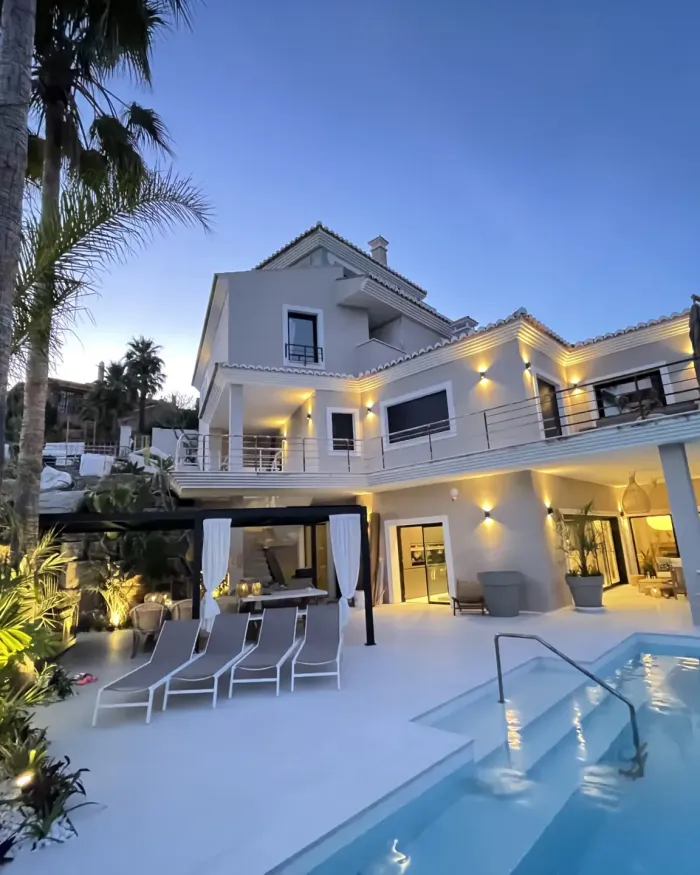 Villa till salu i Elviria, Marbella Este