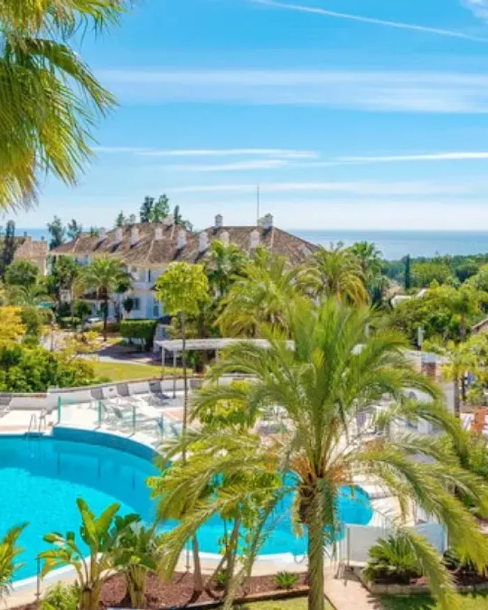 Apartment for sale in Lomas del Rey, Marbella Golden Mile