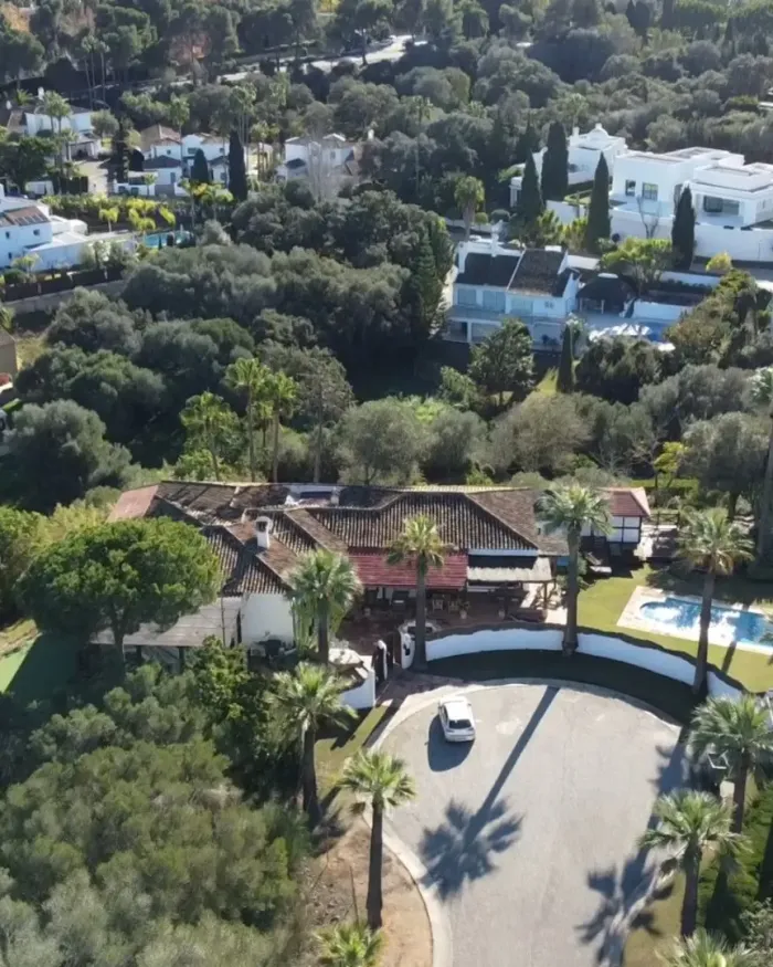 Villa till salu i Zona B, Sotogrande Costa