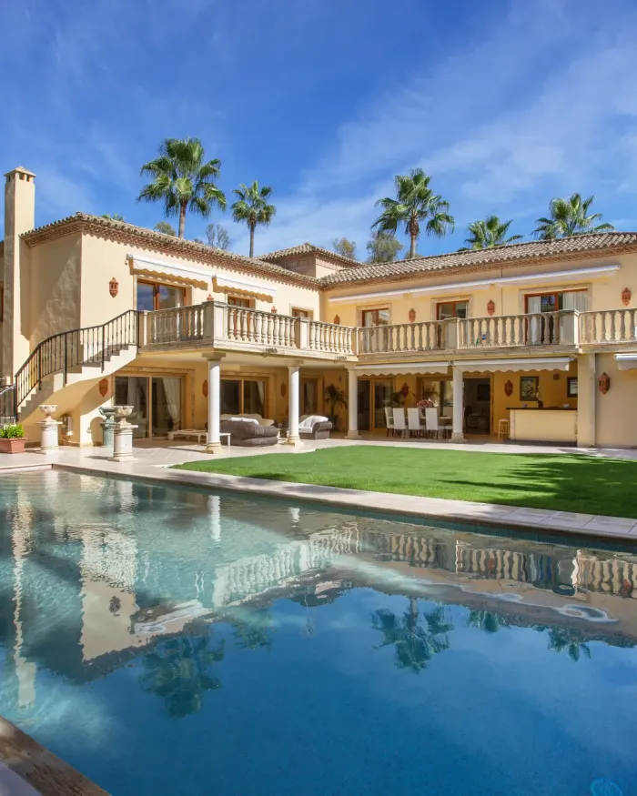 Villa til salgs i Nueva Andalucia, Marbella