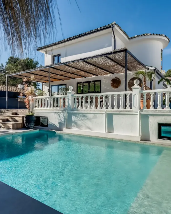 Villa for sale in Nueva Andalucia, Marbella