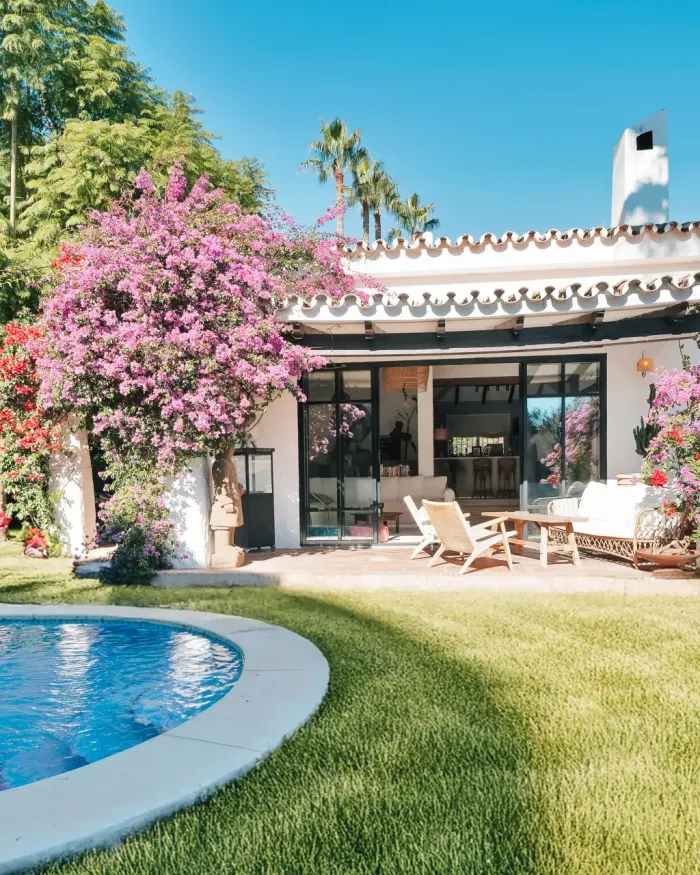Villa til salgs i Atalaya, Estepona East