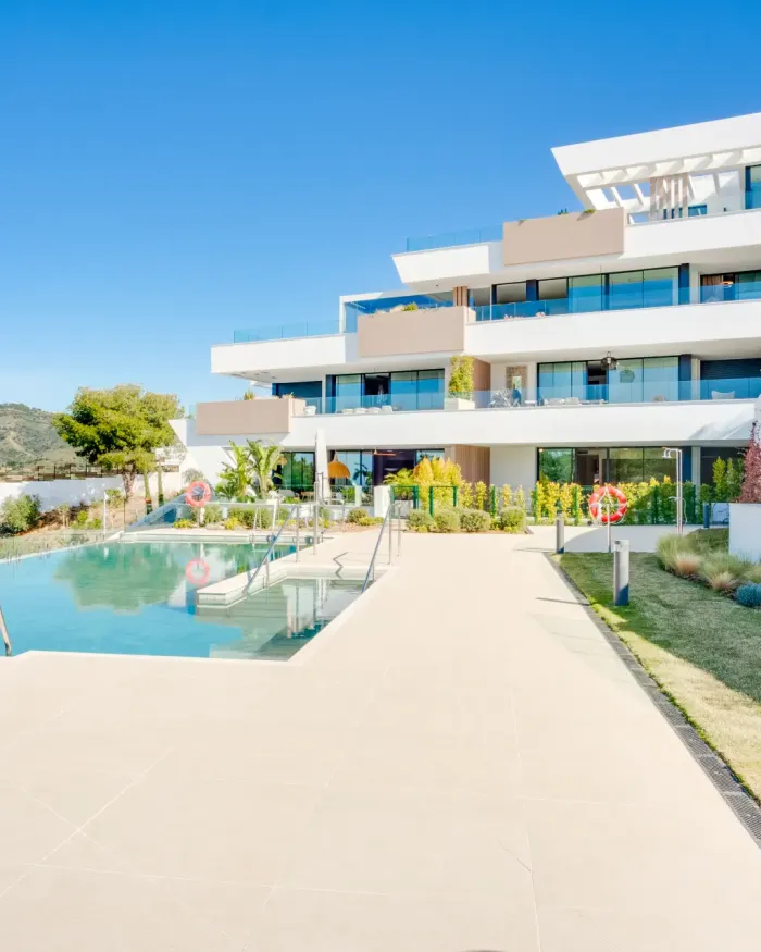 Appartement begane grond te koop in Artola, Marbella Este