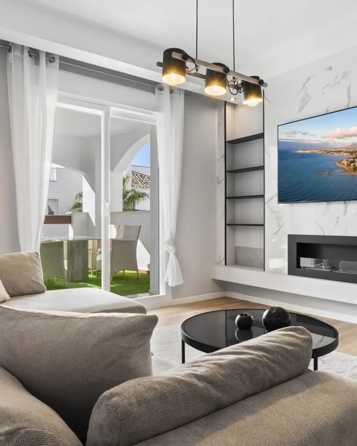 Apartamento Planta Baja en venta en Aloha Royal, Nueva Andalucia