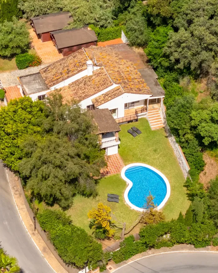 Villa till salu i El Rosario, Marbella Este
