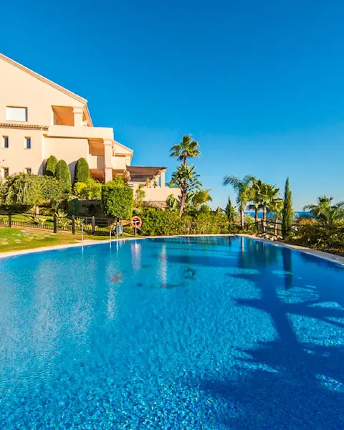 Apartment for sale in Nueva Andalucia, Marbella