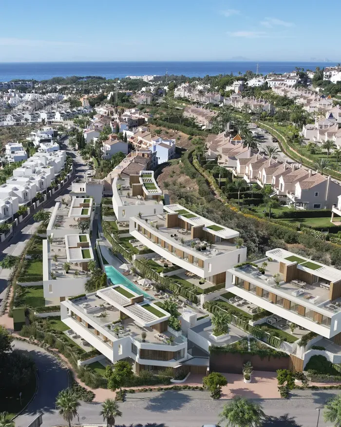 Half Vrijstaande woning te koop in El Campanario, Estepona East