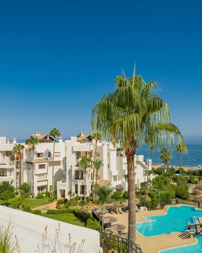 Penthouse til salg i Bahía del Velerín, Estepona East