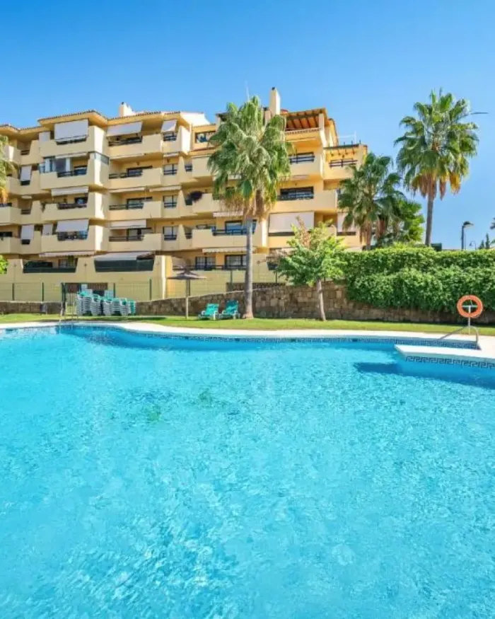 Markplanslägenhet till salu i La Resina Golf, Estepona East