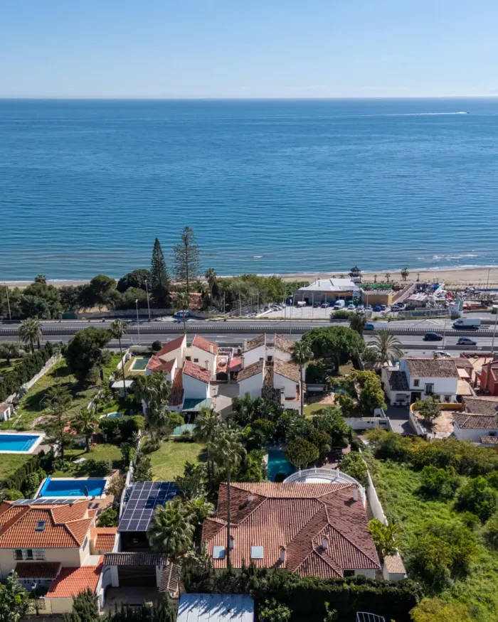 Villa till salu i El Real Panorama, Marbella Este