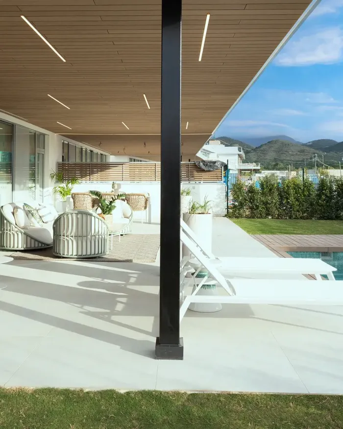 Apartment for sale in Los Monteros, Marbella Este