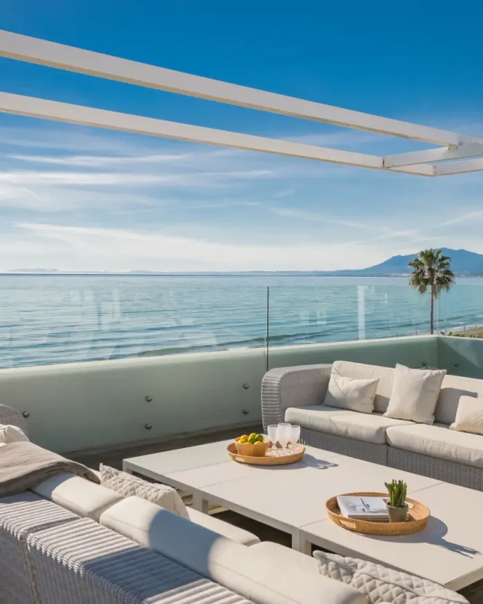 Villa for sale in Costabella, Marbella Este