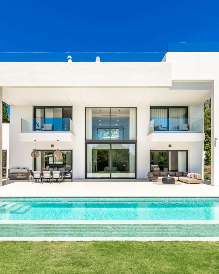 Villa till salu i Cascada de Camojan, Marbella Golden Mile